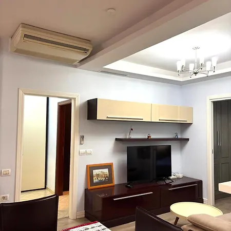 Апартаменты Location Kristi 05 Тирана